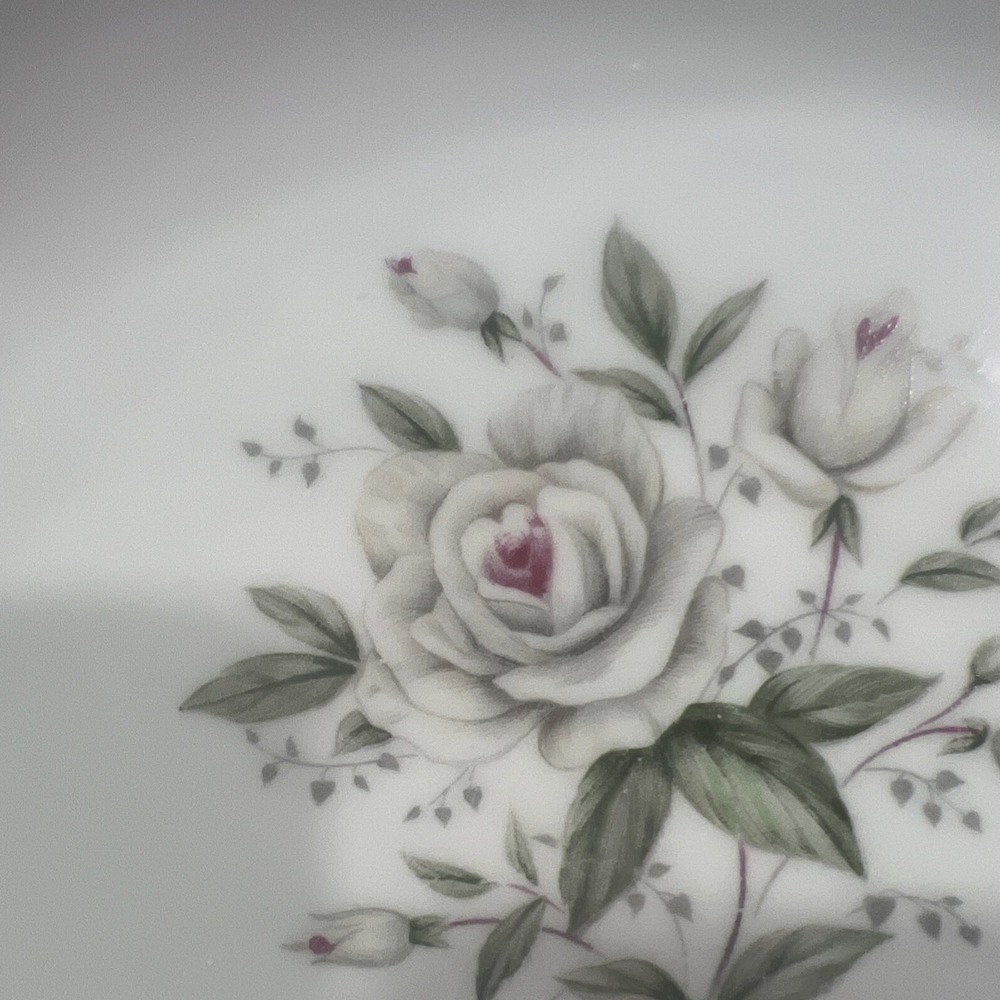 Diamond Romance China Sugar Bowl in EUC - Picture 11 of 14